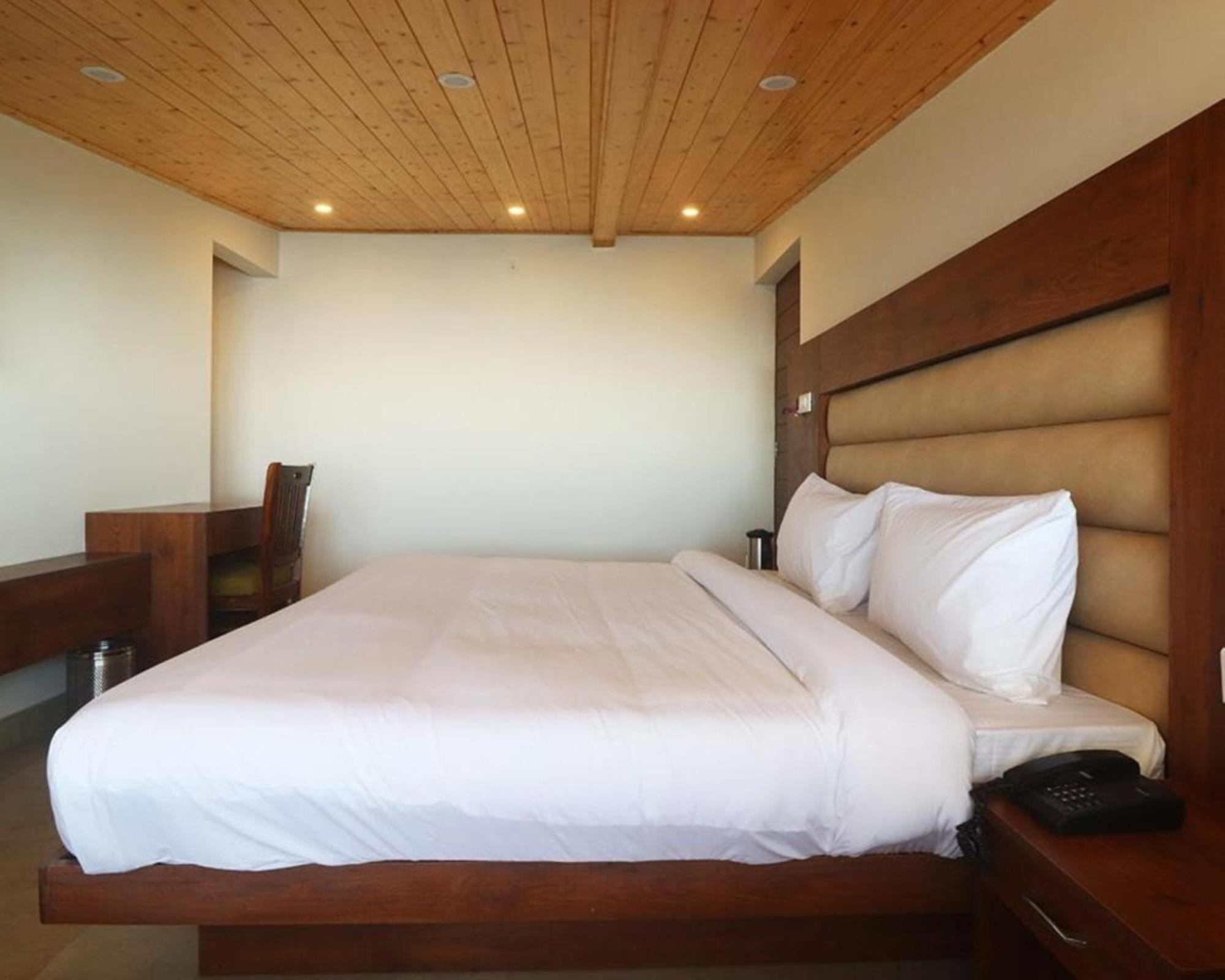 Hotel Mussoorie Heights Dehradun Zewnętrze zdjęcie